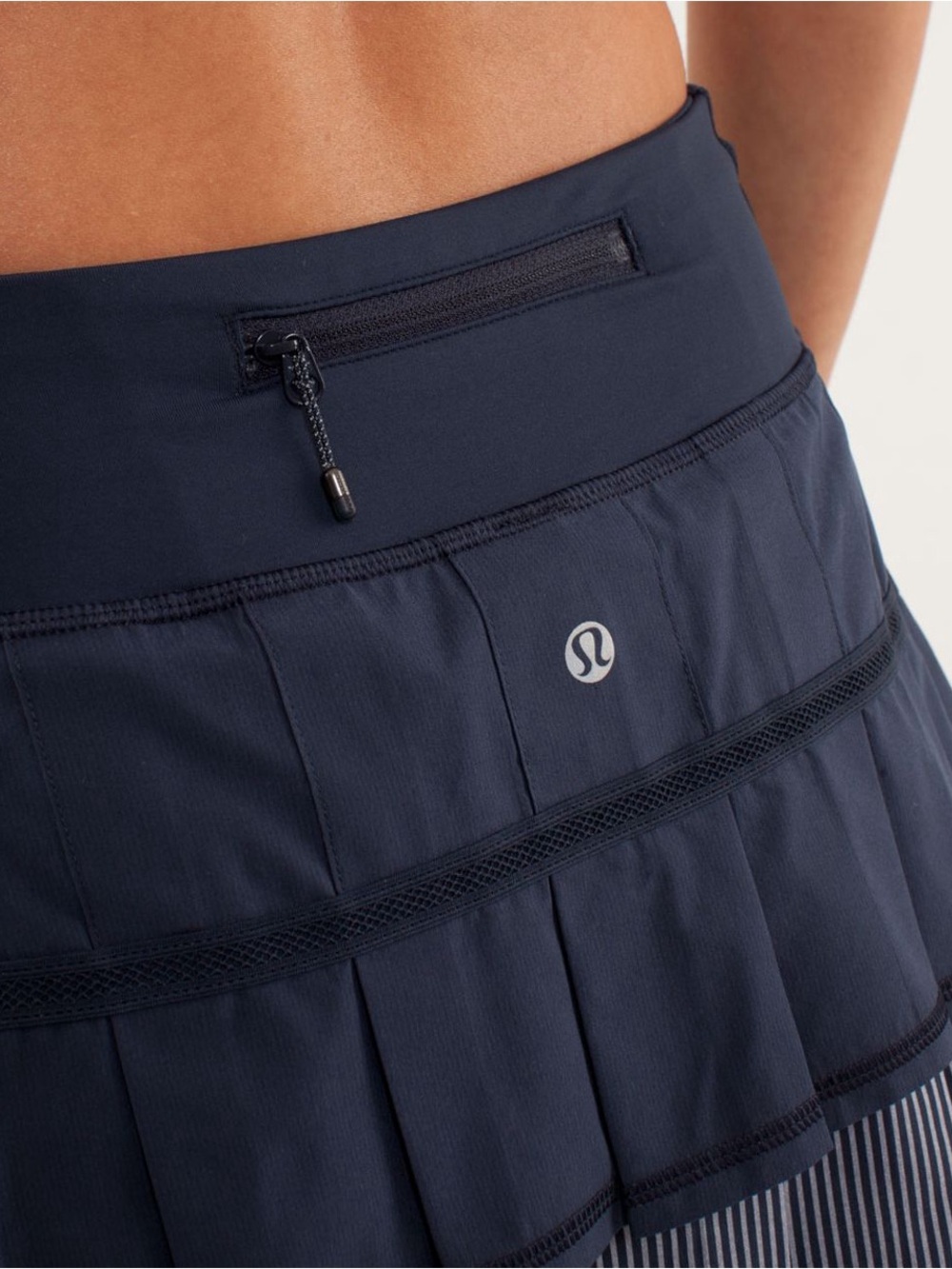 Lululemon /// Women’s Pleated Pace Setter Skirt - Inkwell - Size 4 - Picture 5 of 13